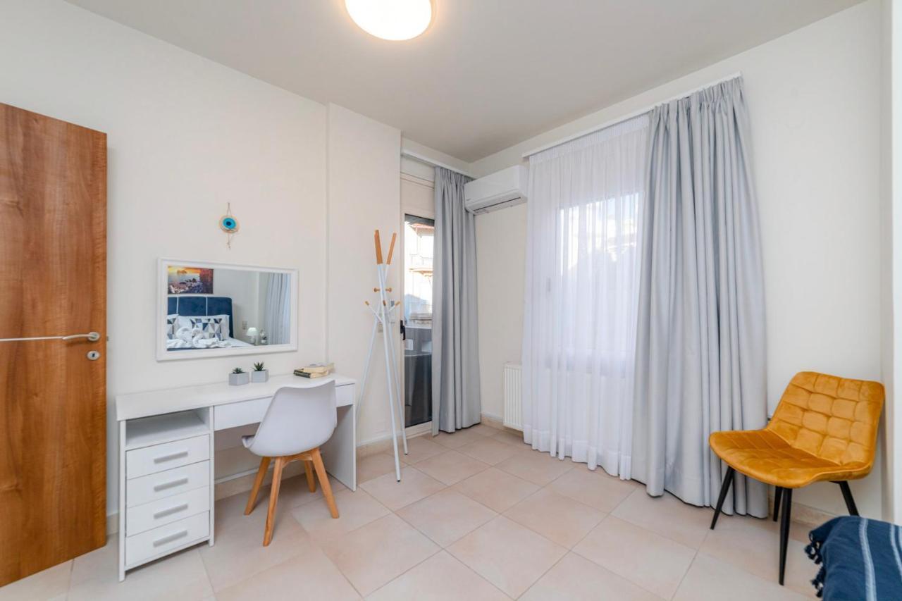 Luxury Town Center Suite, β1 *